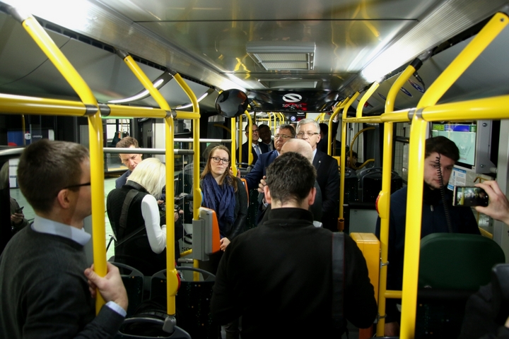 autobus nowy solaris (11) - Justyna Kowalewska