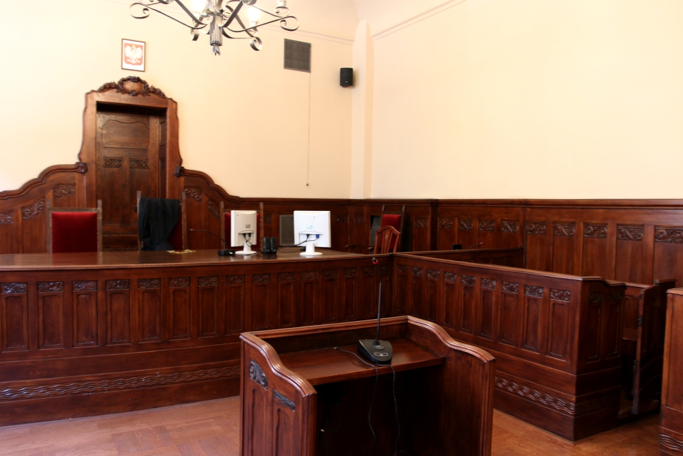 sąd sala sądowa - Anna Adamczyk