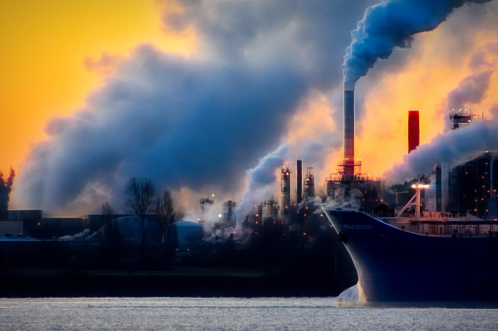 globalne ocieplenie klimat ekologia ekolodzy kominy fabryki paliwa kopalne - Pixabay