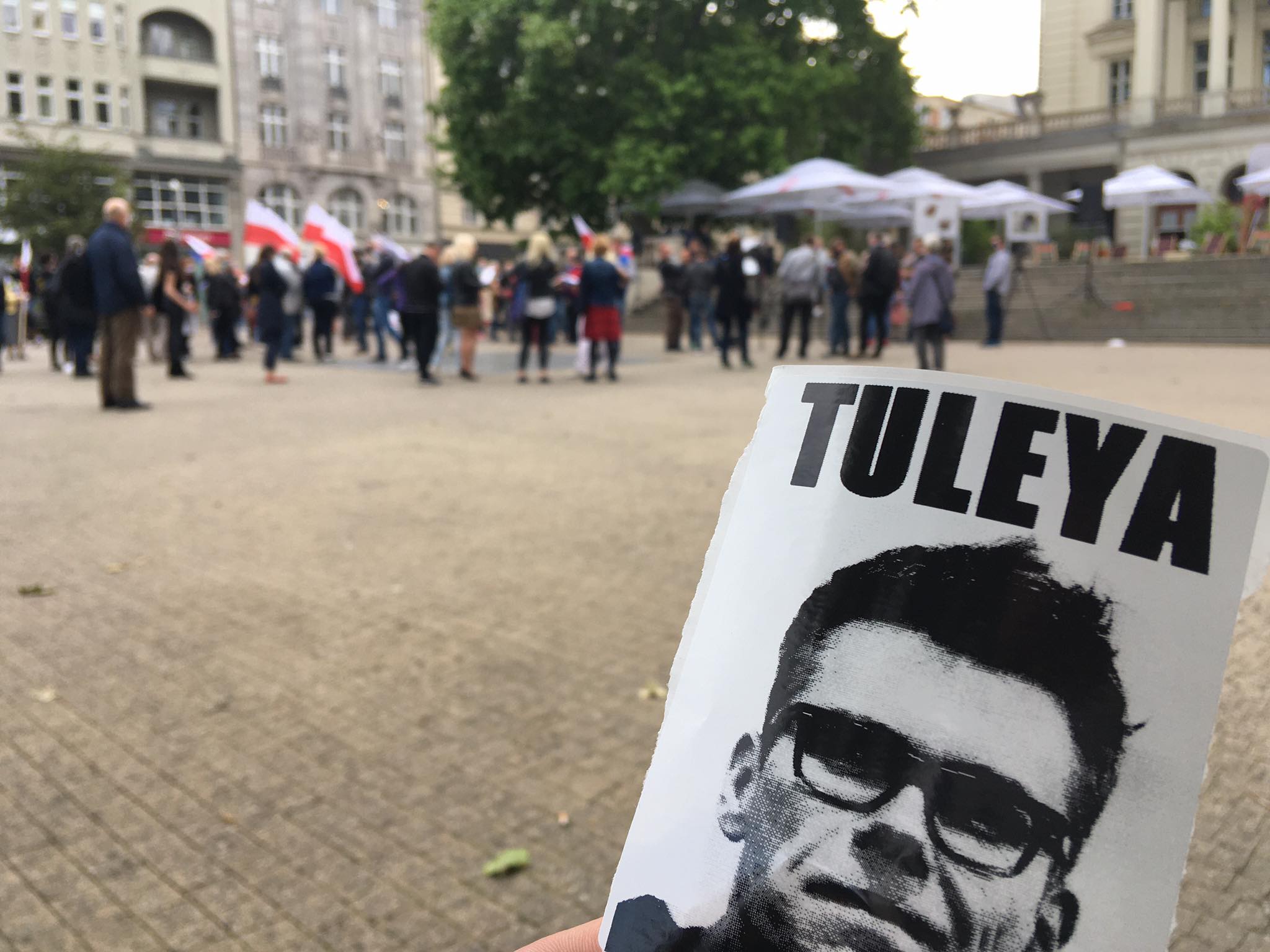 Akcja poparcia dla sędziego Tuleyi na poznańskim placu Wolności - Jacek Butlewski