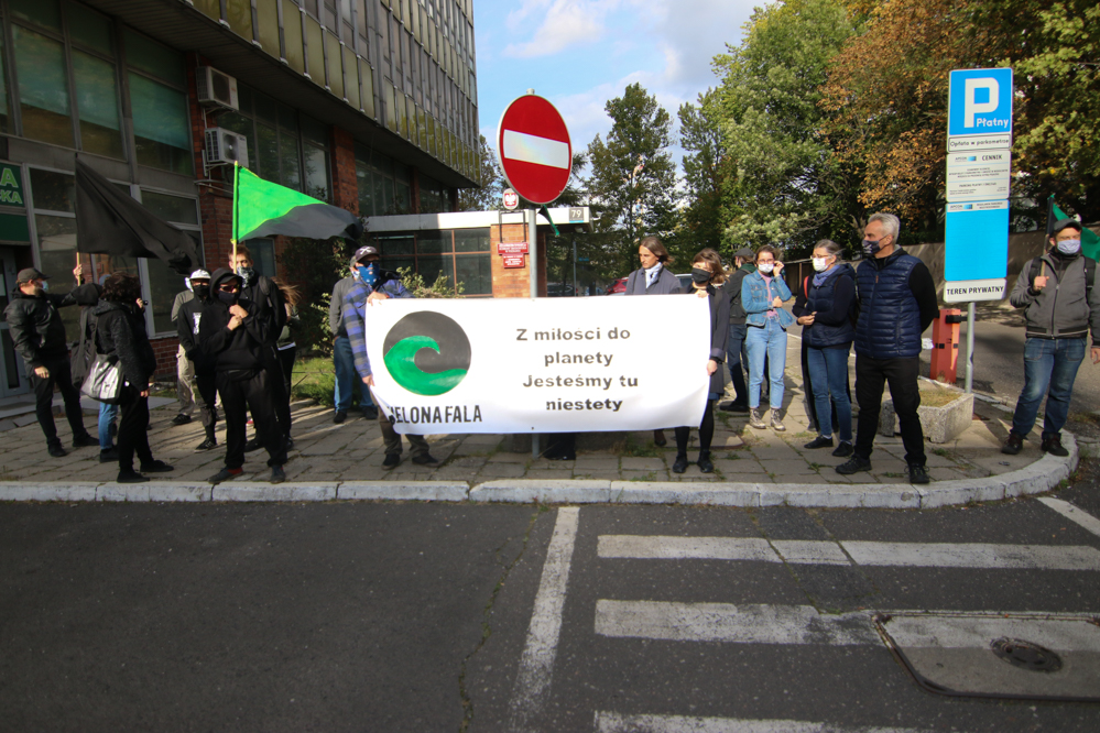 Kolejny protest przeciwko wycince drzew przy Kurlandzkiej w Poznaniu - Leon Bielewicz