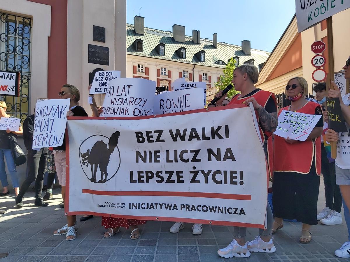 protest opiekunek żłobków poznań - Krzysztof Polasik - Radio Poznań