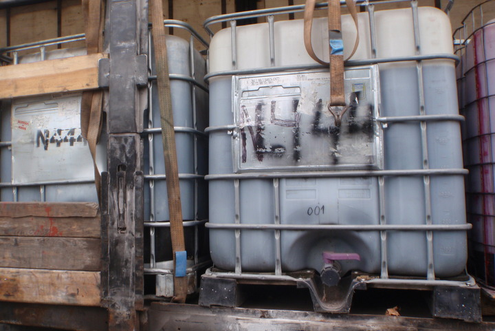 pojemniki na chemikalia - Straż Miejska Miasta Poznania