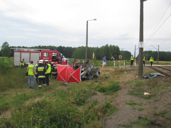 wypadek w niedzwiedziu - Straż Pożarna Ostrzeszów