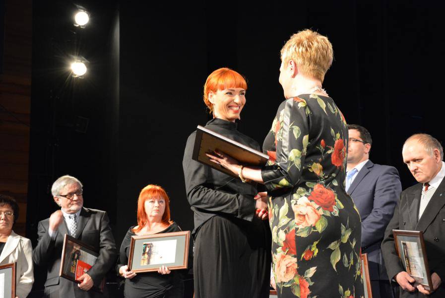 agnieszka lisiak skórka - UM Ostrów Wielkopolski