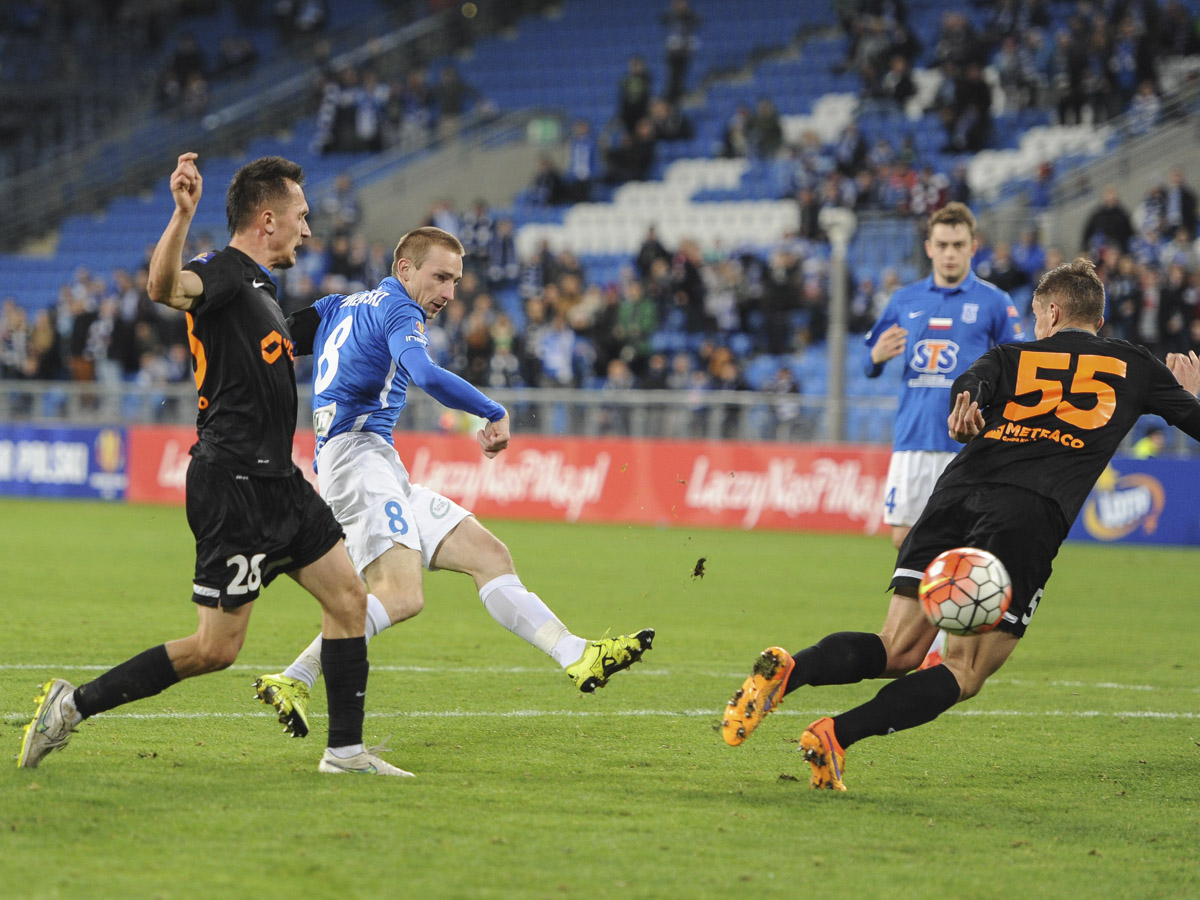 20151119 - Lech Zagłębie 1-4 PP (11) pawłowski - Przemek Modliński