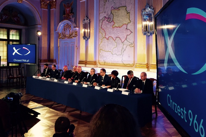 konferencja o rocznicy chrztu - Urząd Miasta Poznania