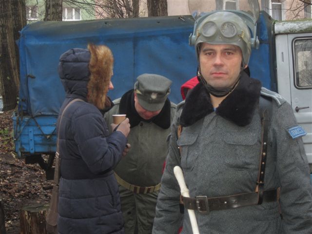 rocznica w schronie przeciwatomowym - Magda Konieczna