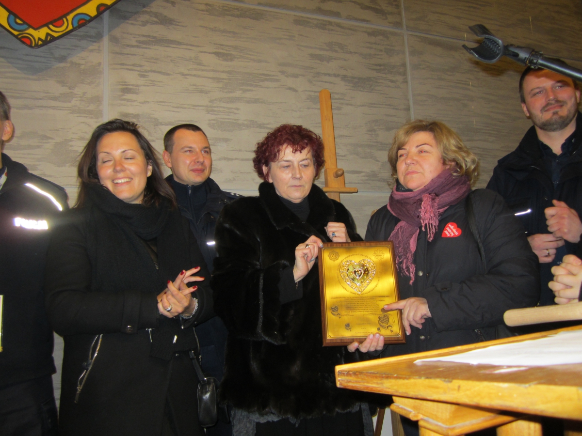 WOŚP 2016 Rekordowe serduszko - Magdalena Konieczna