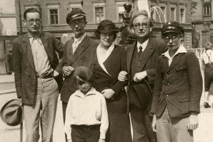 Feliks Nowowiejski z rodziną - CYRYL