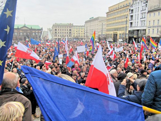 Demonstracja KOD - Magdalena Konieczna