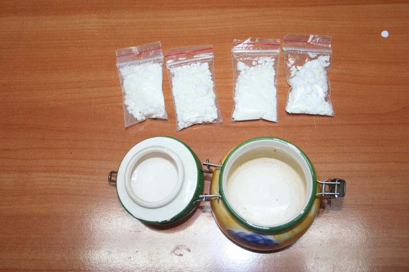 dzban z narkotykami - Policja Nowy Tomyśl