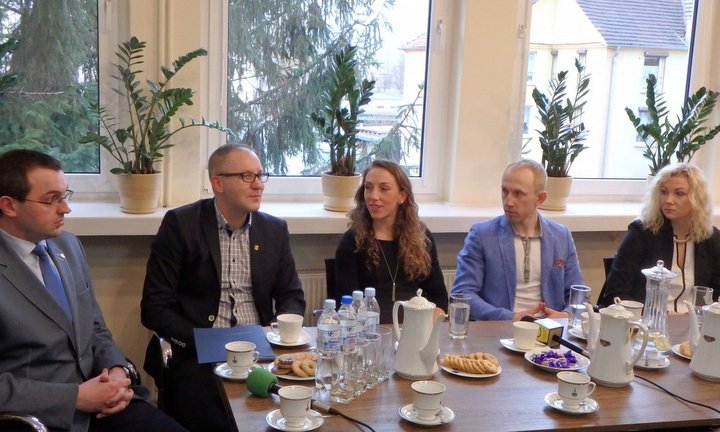 z leszna do rio - UM Leszno