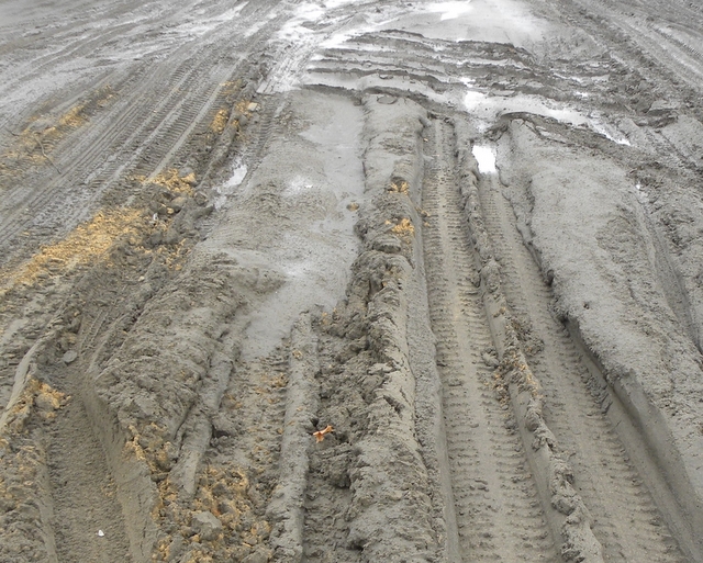 Ulica tonie w błocie - Radio Merkury