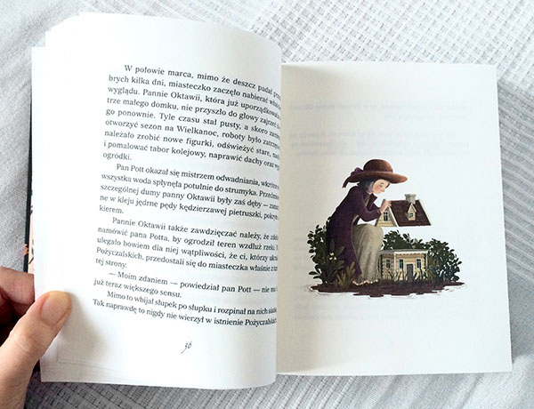 książka z rysunkami - Emilia Dziubak