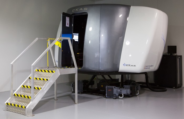 Symulator lotów politechniki - Politechnika Poznańska