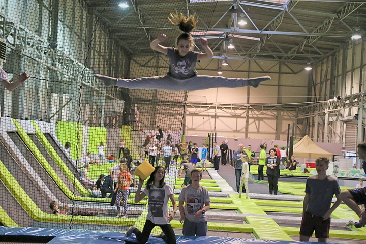 jumparena-mala - Radio Merkury