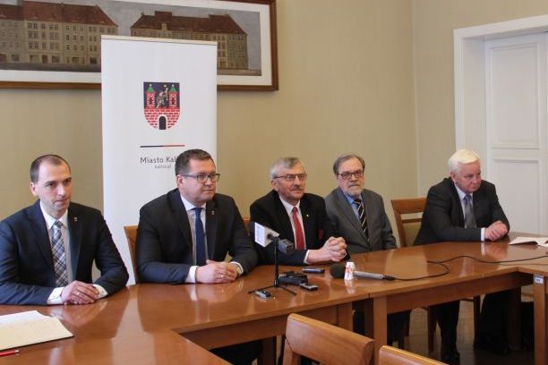 umowa ws akdademika - Danuta Synkiewicz