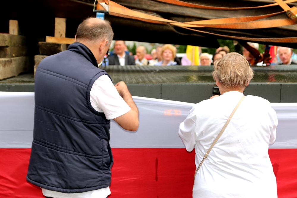 figura chrystusa pomnik wdzięczności - Anna Adamczyk