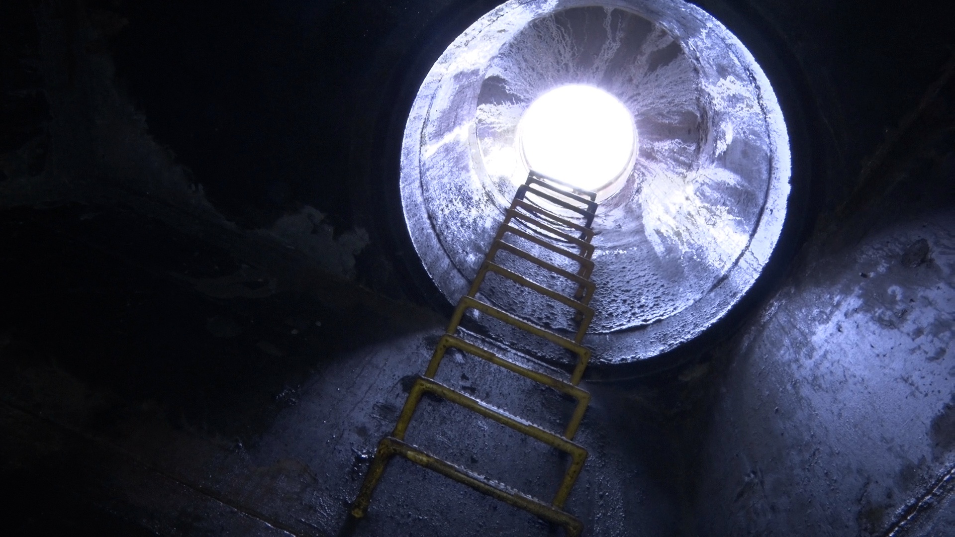 rura kanalizacji deszczowej wejście do kanału - Wojtek Wardejn