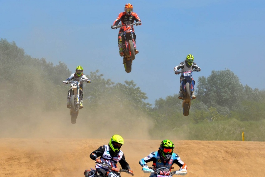 supermoto motocross-001 - Teresa Cichacka/AW