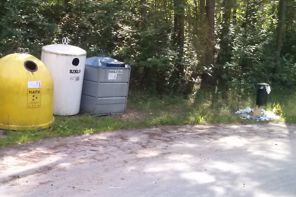 śmieci kontenery odpady letnicy chojno - Andrzej Ciborski