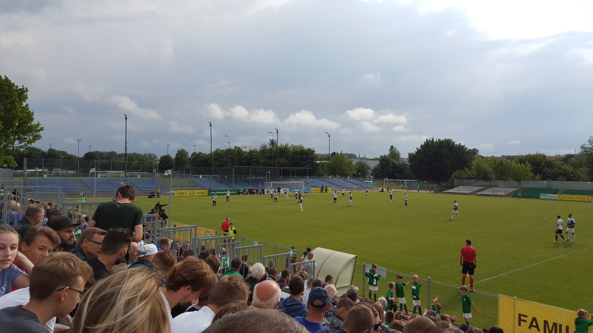 warta poznań boisko - Grzegorz Hałasik