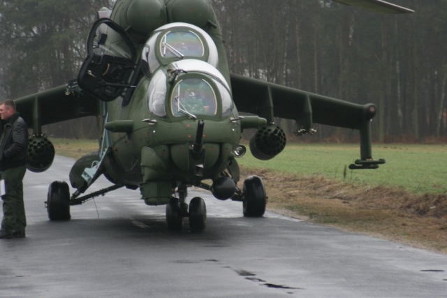 mi24 śmigłowiec - Jacek Magnuszewski