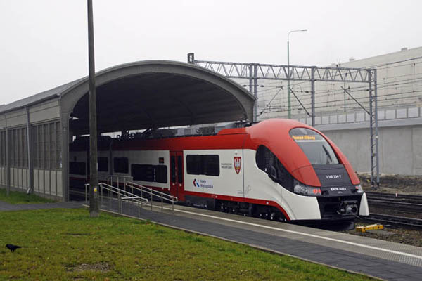 elf pociąg koleje wielkopolskie - koleje-wielkopolskie.com.pl