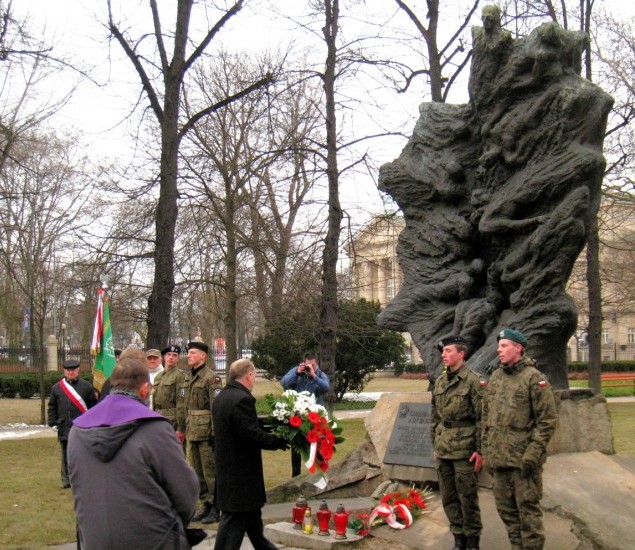 Pomnik Katynia i Sybiru Poznań - Agnieszka Maciejewska