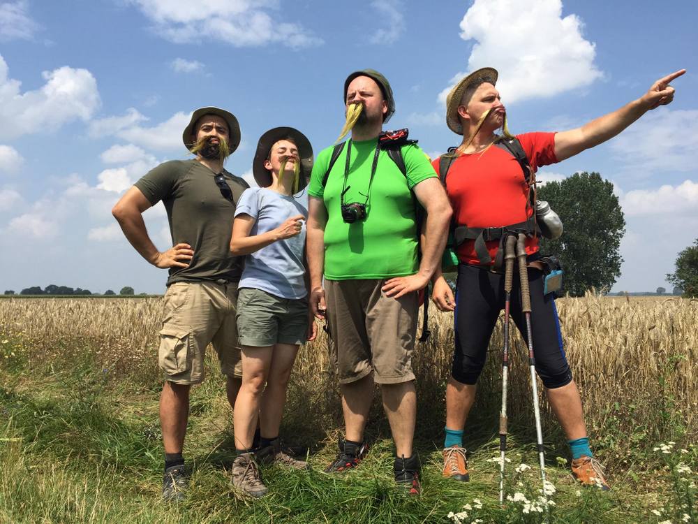z zachodu na wschód idą - Z zachodu na wschód