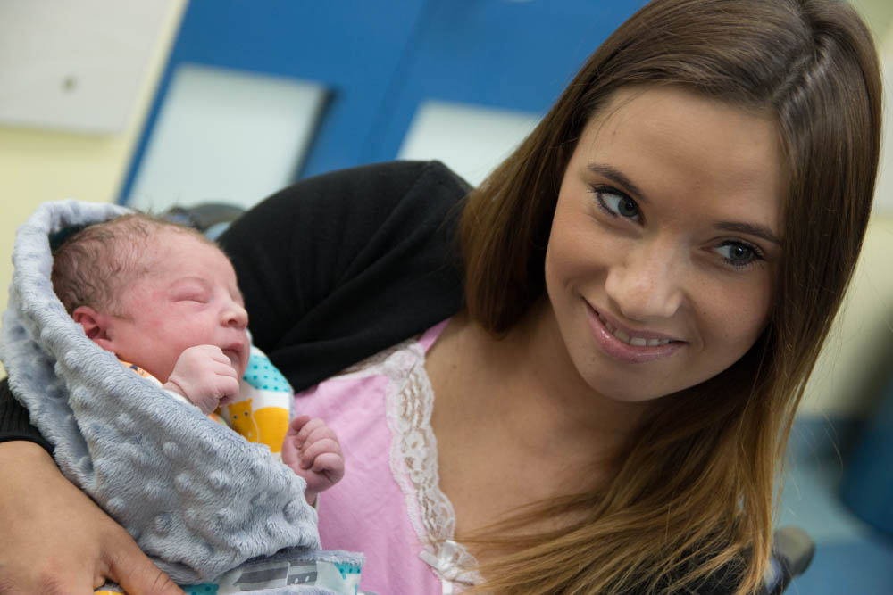 urodziła na przystanku fabiana (13) - Wojtek Wardejn