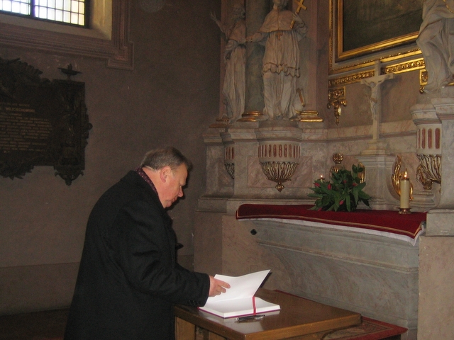 Ksiądz Jan Kasprowicz, proboszcz katedry gnieźnieńskiej - Rafał Muniak