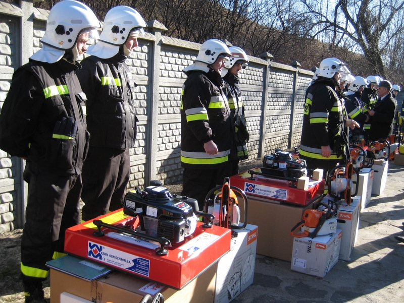 Strażacy ochotnicy dostali sprzęt - Wojciech Chmielewski