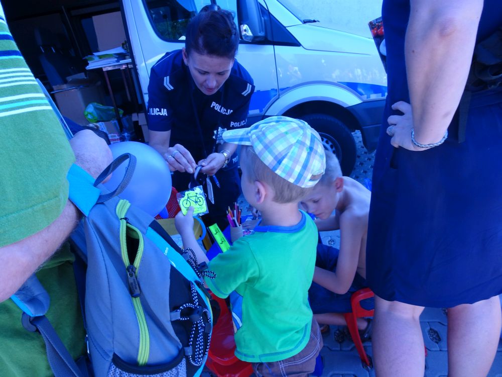 bezpieczny festyn 1 - Maciej Kluczka