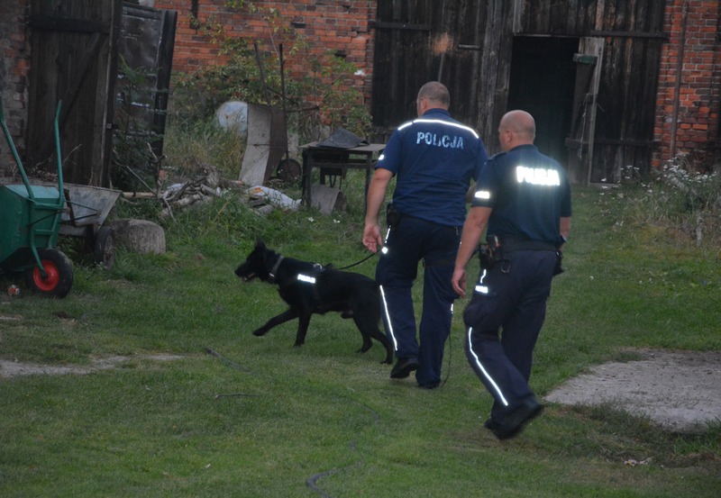 dynamit na posesji - Policja Leszno