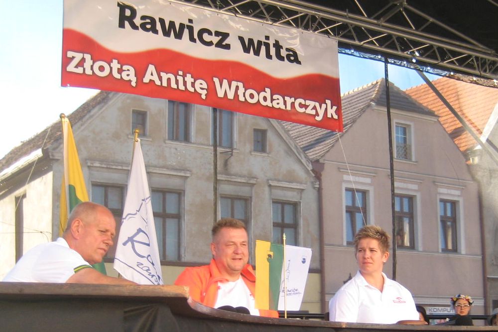 rawicz wita anitę włodarczyk - Jacek Marciniak