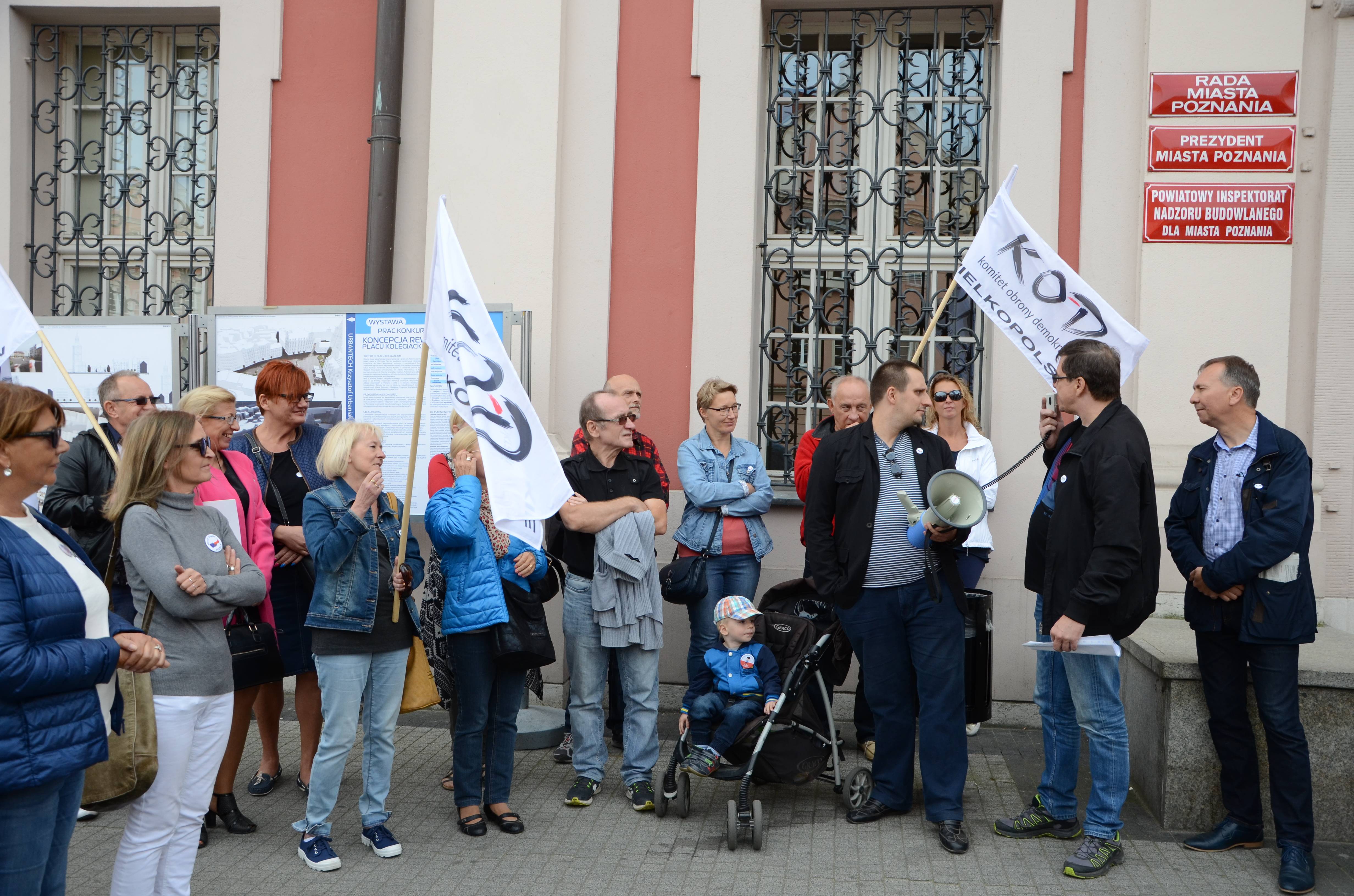 KOD demonstracja - KOD materiały prasowe