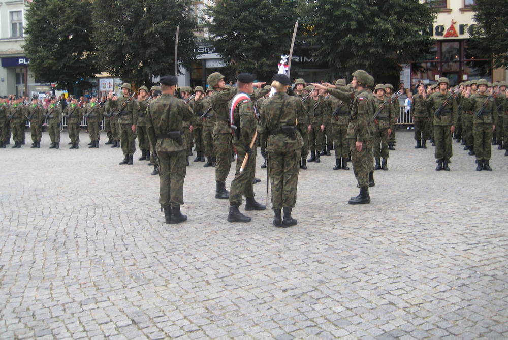 przysięga na rynku w lesznie - Jacek Marciniak