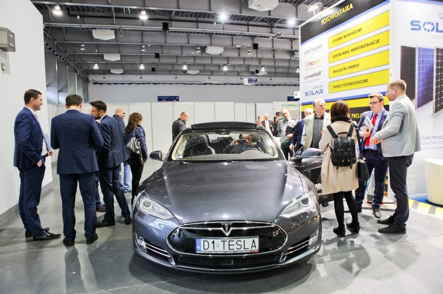 tesla na targach - MTP/Pol-Eco-System