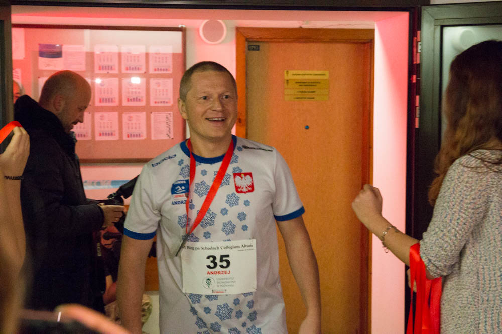 bieg po schodach - Leon Bielewicz