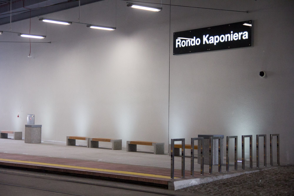 1022_przystanek_kaponiera_019 - Tomasz Żmudziński