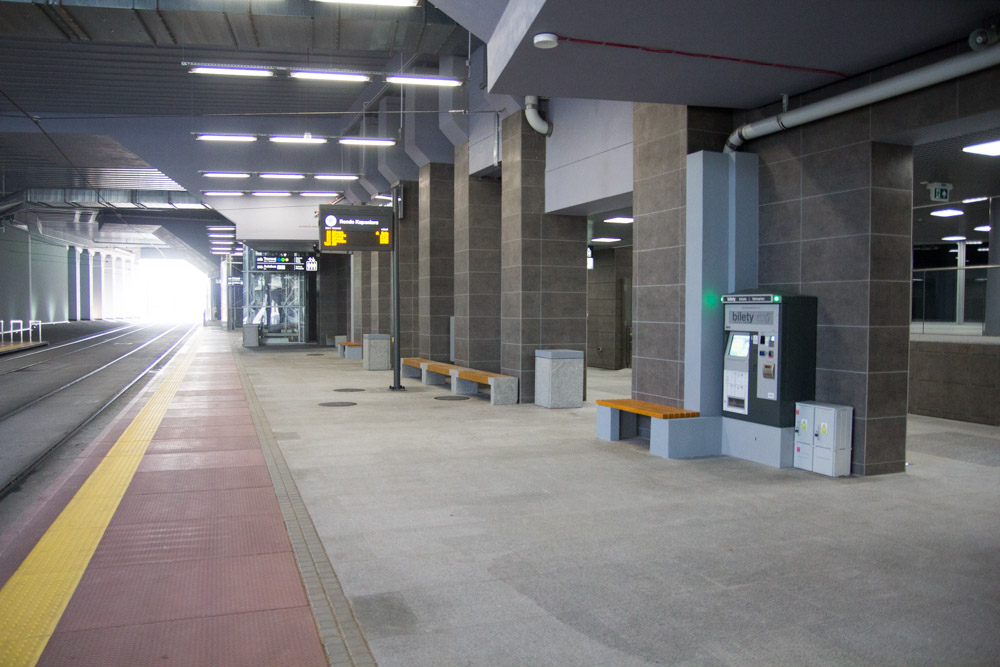 1022_przystanek_kaponiera_024 - Tomasz Żmudziński