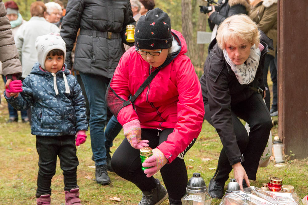 Uroczystość w Lasach Zakrzewskich