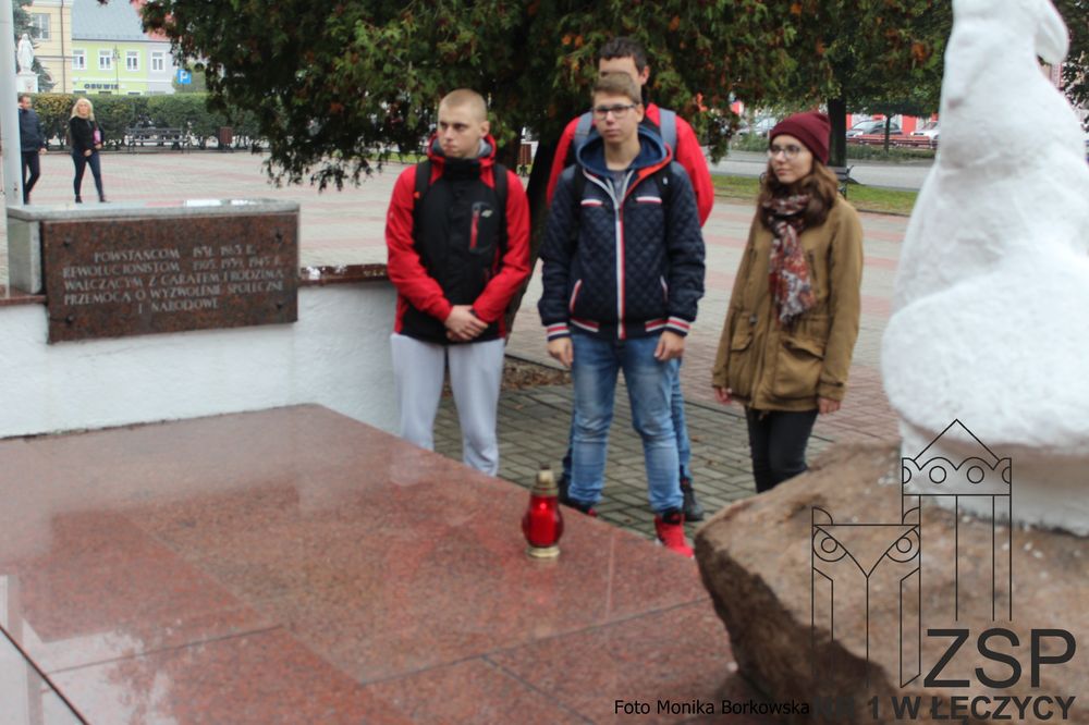 Znicze w Parku Miejskim w Łęczycy