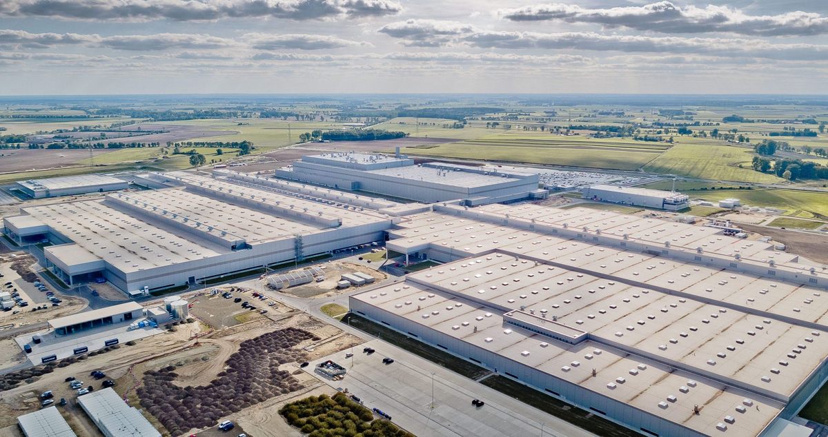 Factory VW Wrzesnia 2 - Volkswagen Polska