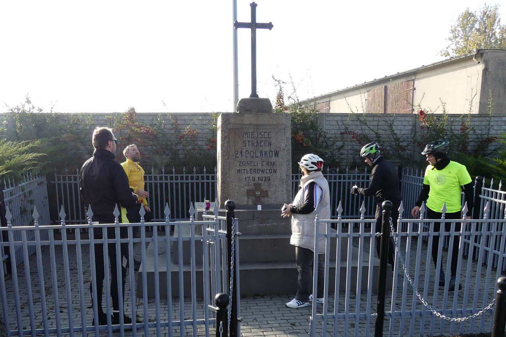 Rajd rowerowy szlakiem miejsc pamięci