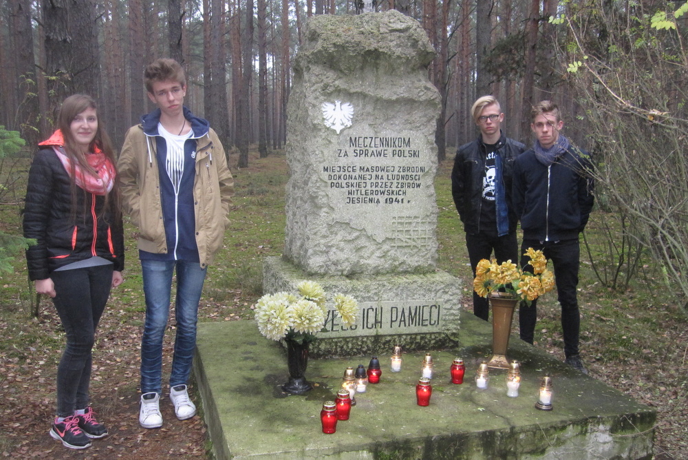 Znicze w Nowym Tomyślu