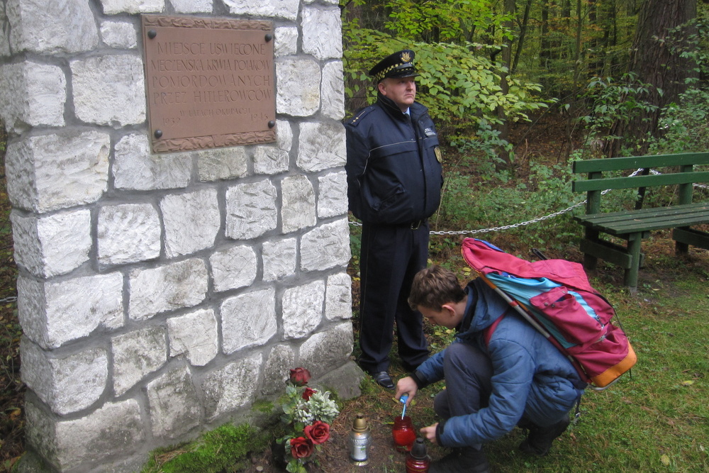 Zapal Znicz w Lasach Zakrzewskich