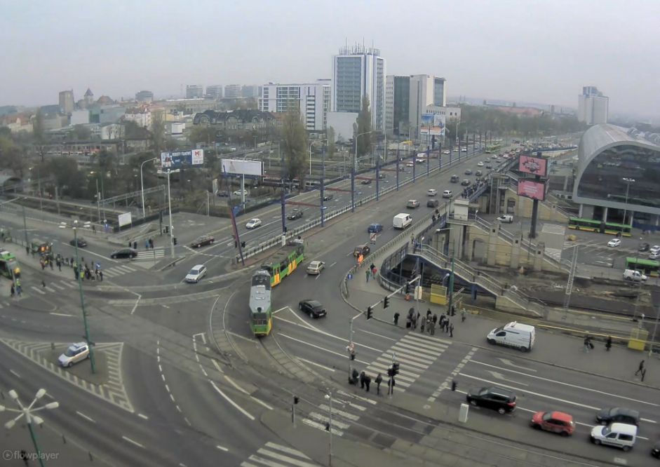 stoją tramwaje - Moto Merkury